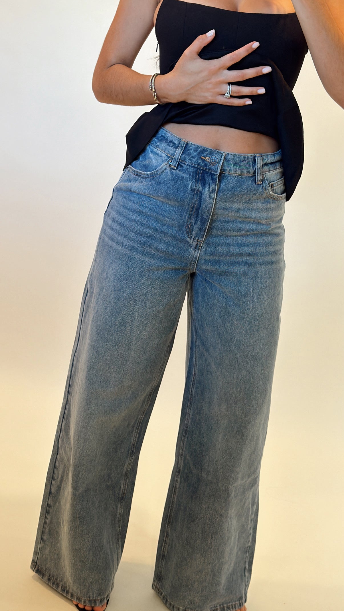 Washed Wide Leg Jean
