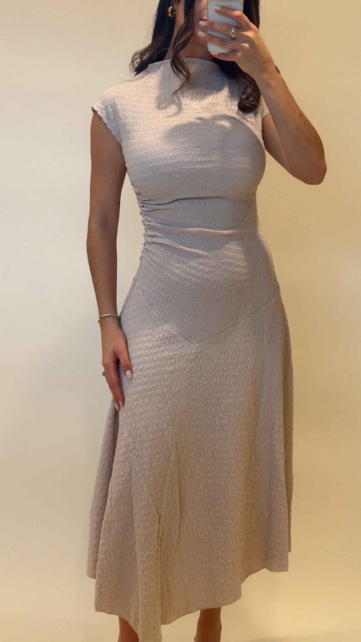 Élan Cap Sleeve Midi Dress