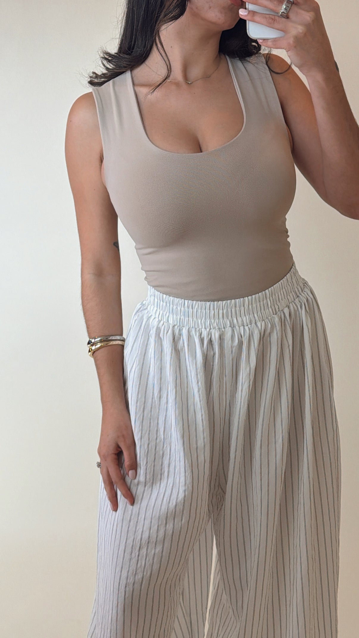 Essential Sculpt Tank Taupe